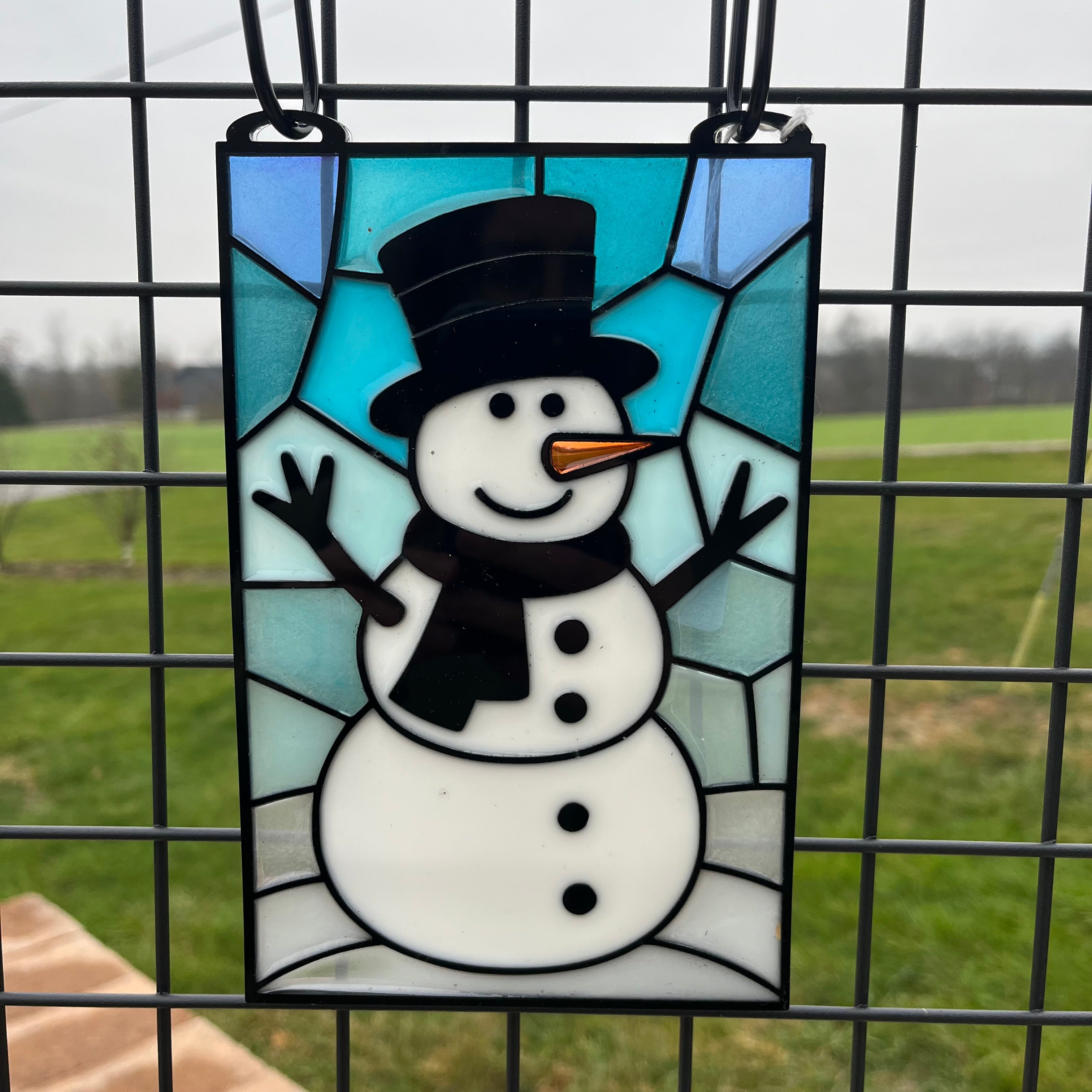Snowman Faux Stained Glass Suncatcher – 5" × 7½"