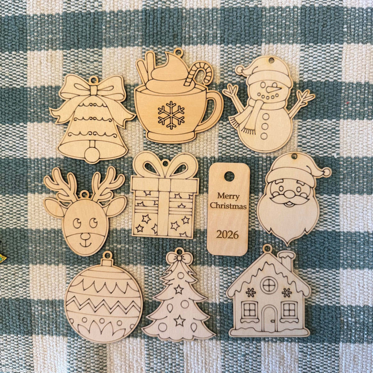 Decorate-it-Yourself Ornament Set