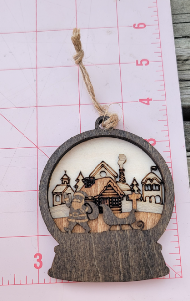 Santa at His Sleigh – Whimsical Wooden Ornament Delight!